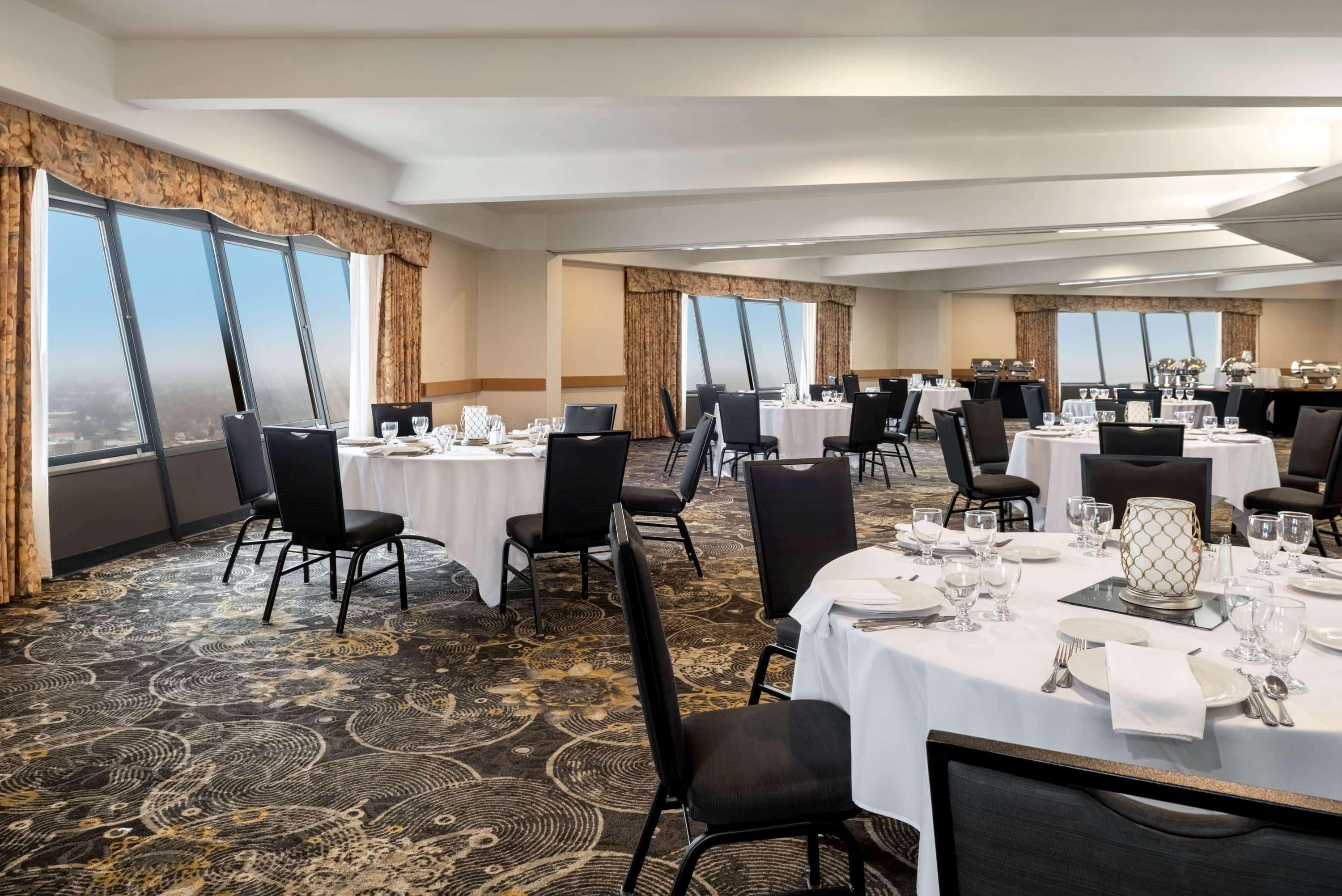 Hotel Wyndham Centre 3*