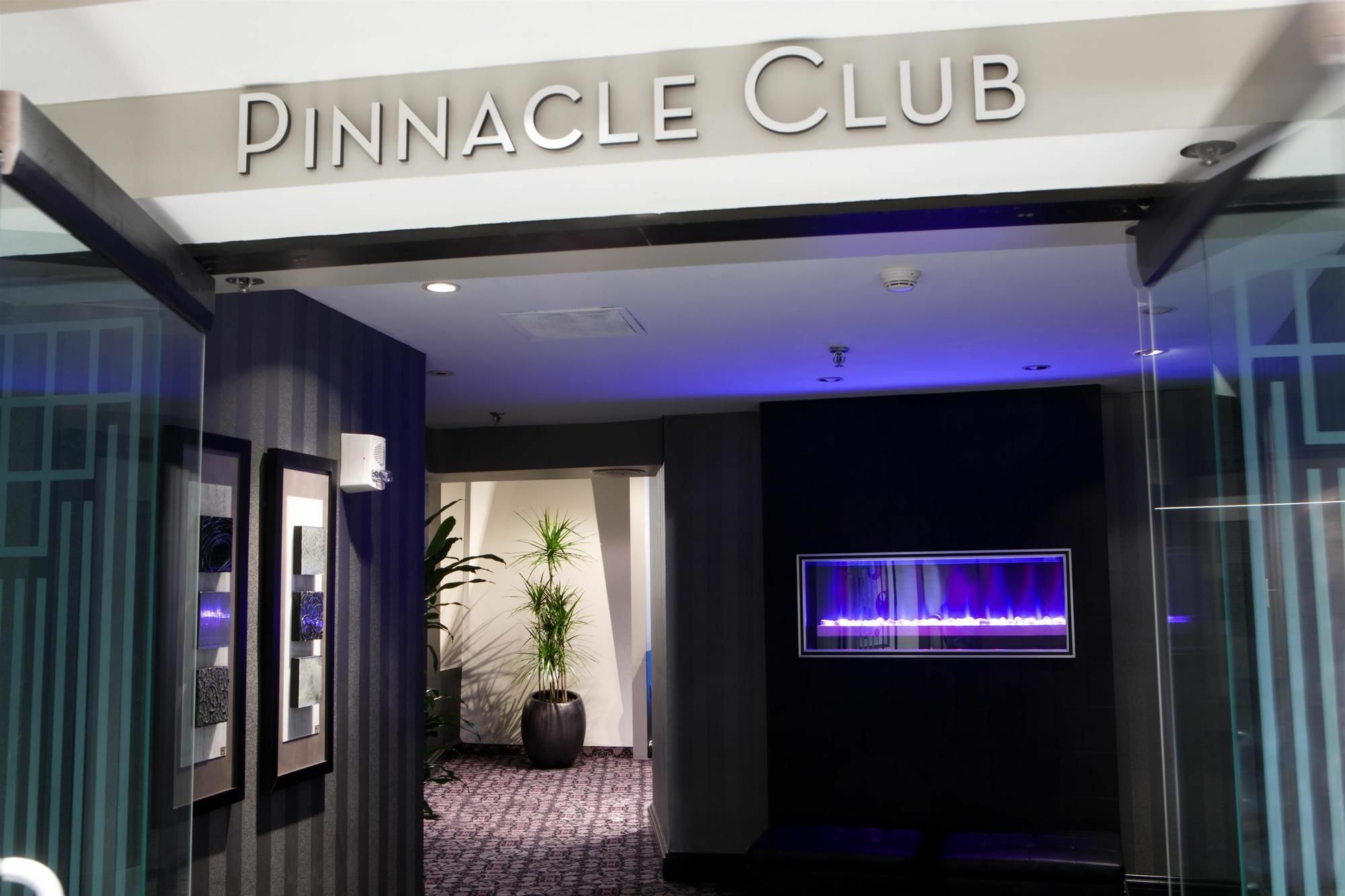 Hotel Wyndham Centre 3*